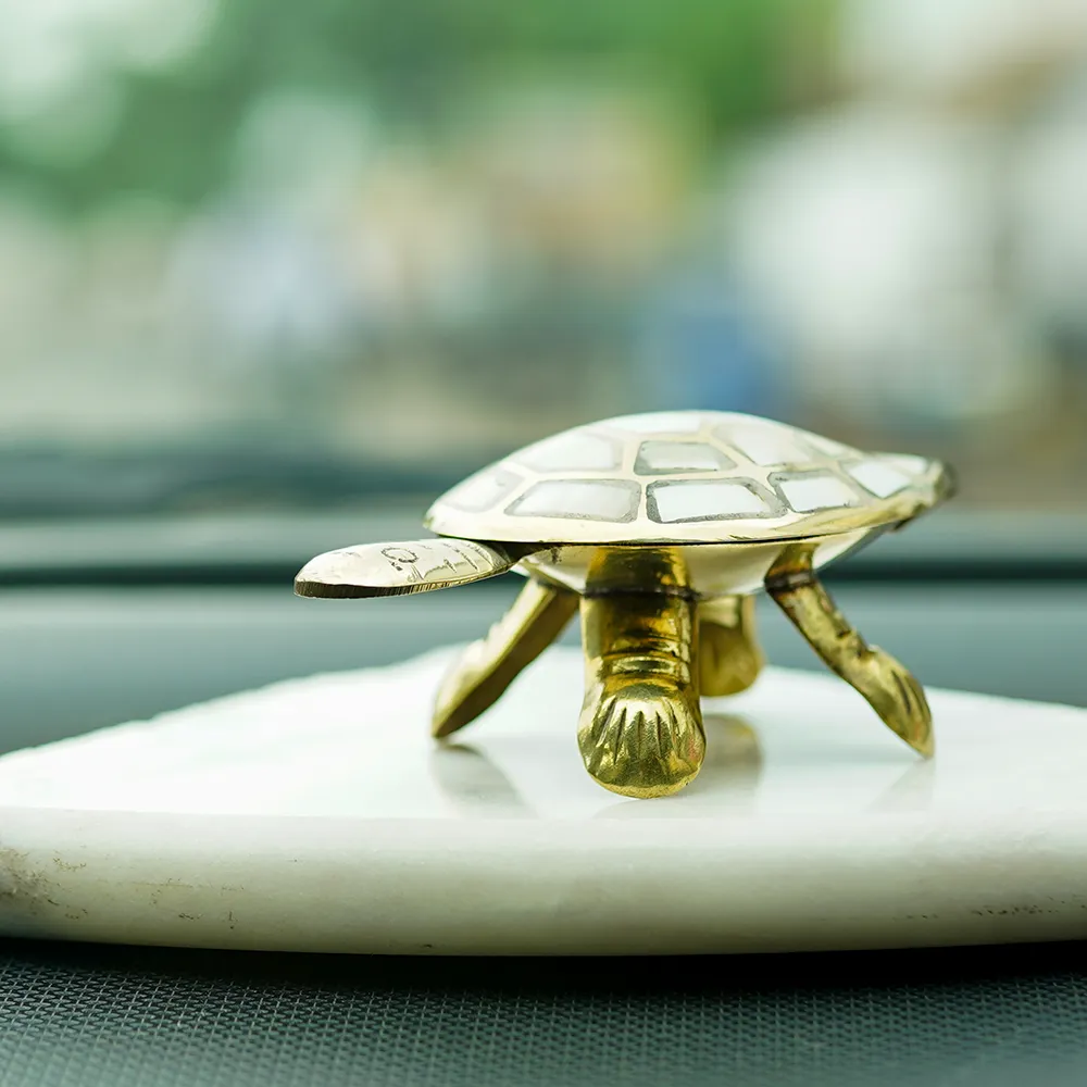 Exquisite Feng Shui Brass Finish Glass Plate Idol Set Of 1