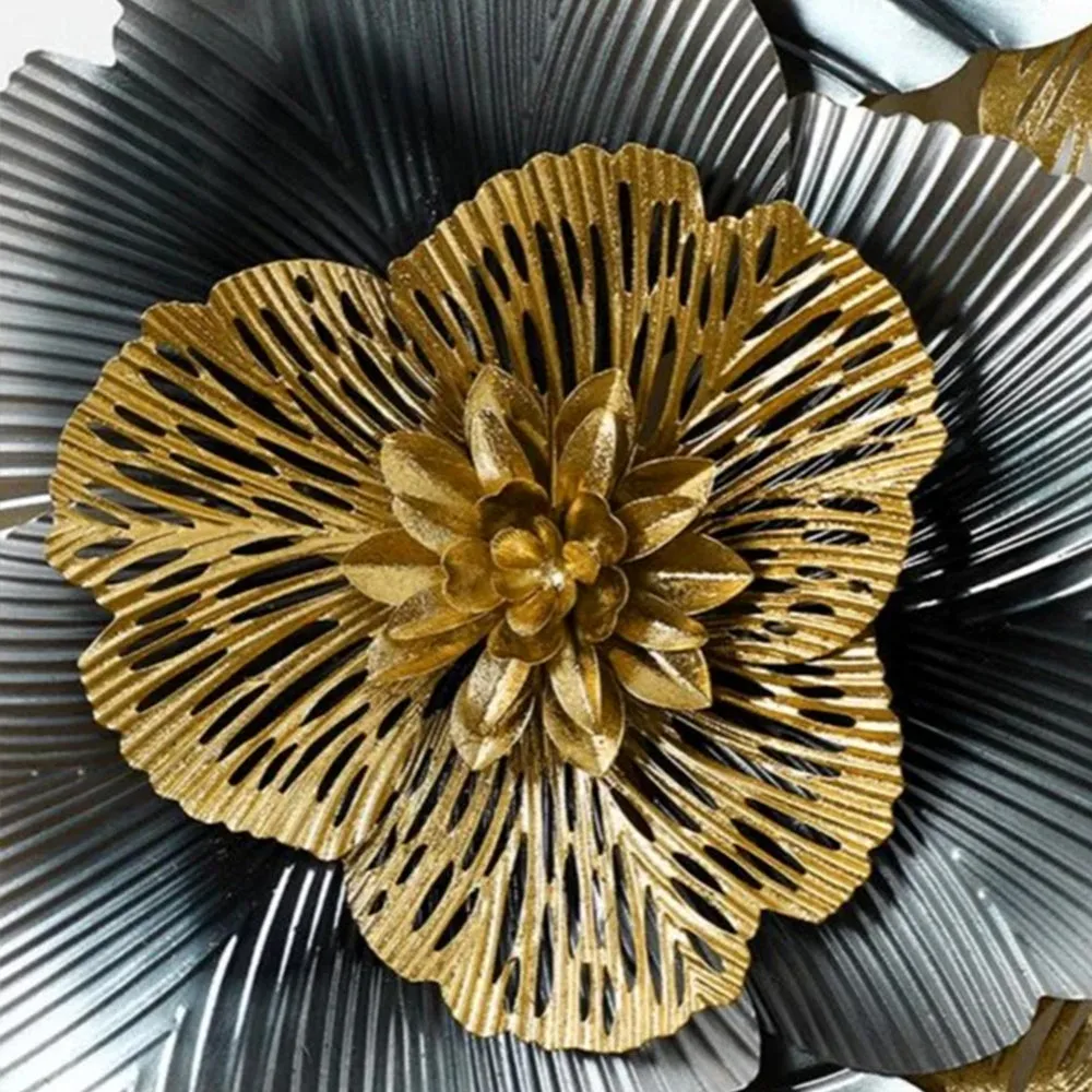 Exquisite Floral Bouque Designer Metal Wall Mirror