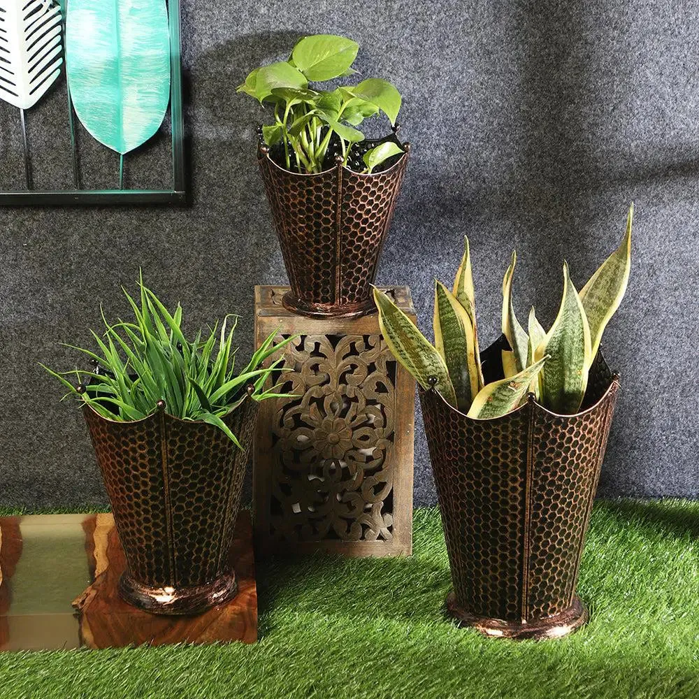 Eye-catching Copper Flower Pot-shaped Planter Set of 3