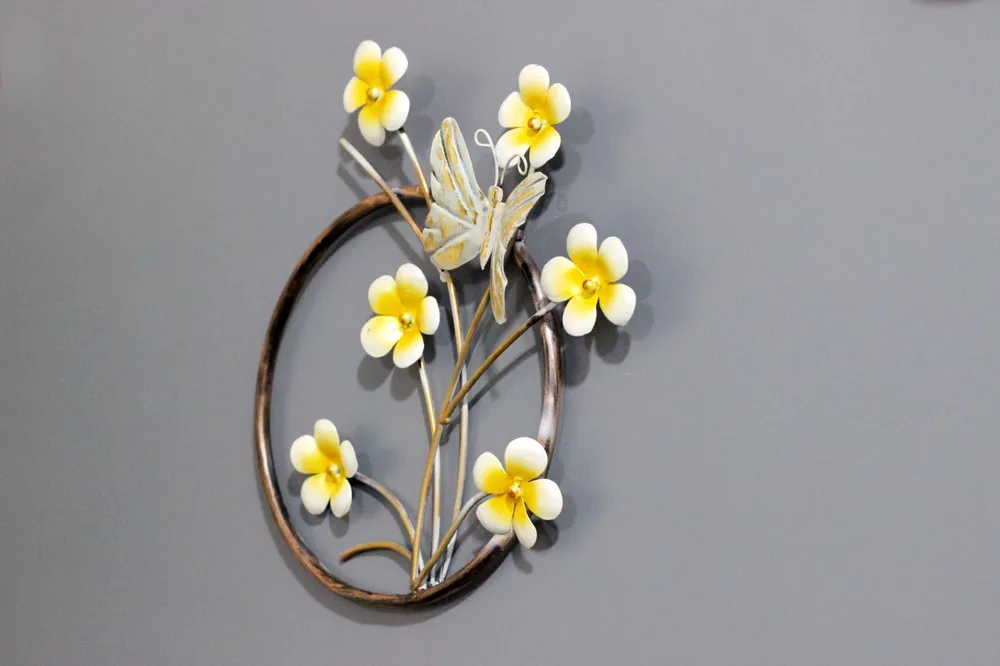 Floral Metallic Circular Ring Wall Decor (Multicolour, Bronze Finish)