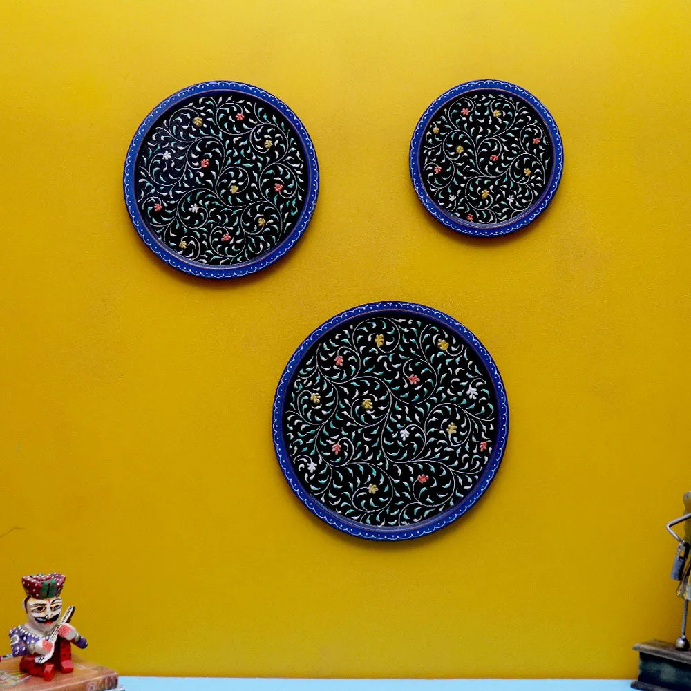 Fluorescent Blue Border Set of 3 Wallplates