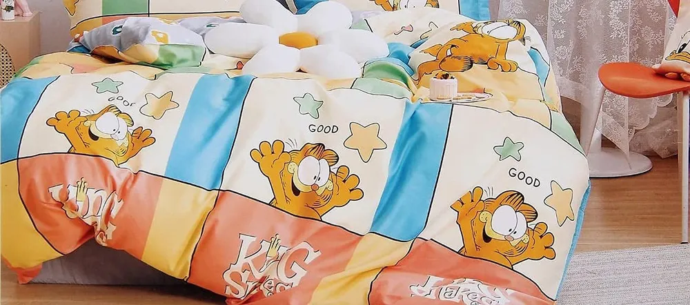 Garfield Cartoon Printed Double Bedsheet With 2 Pillow Covers(Multicolor)