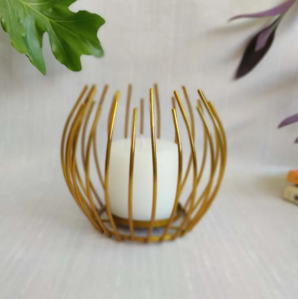 Gleaming Classy Unique Candle Holder