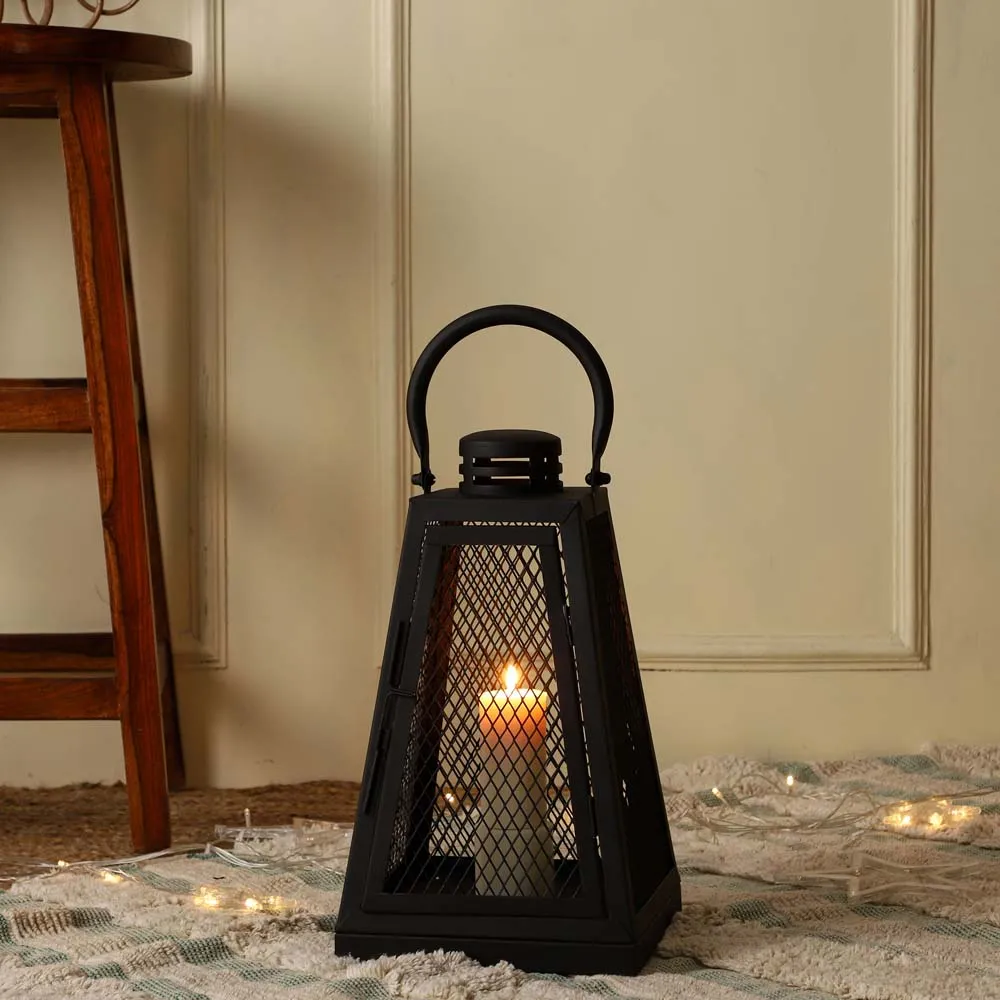 Glossy Black Metallic Handicraft Candle Lantern