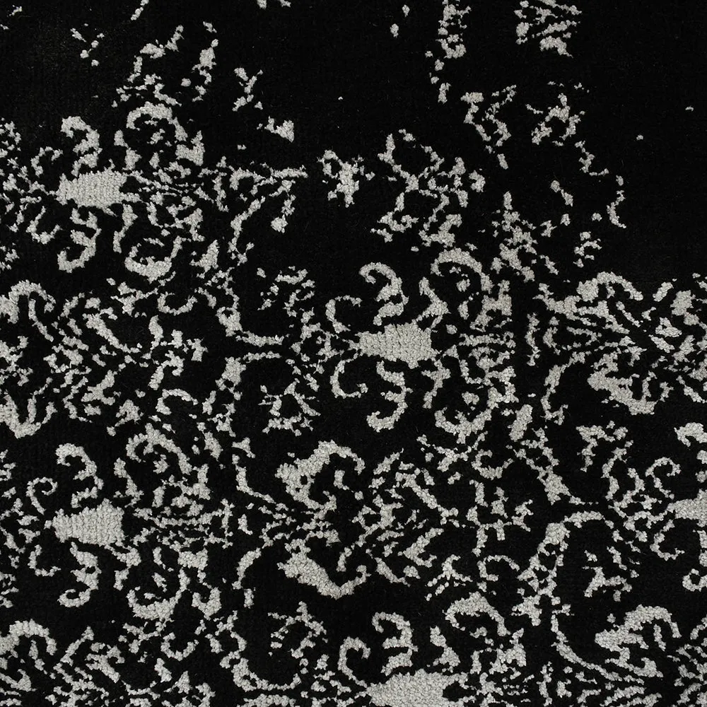 Gorgeous Black and Grey Abstract Print Polyester Carpet 2X5