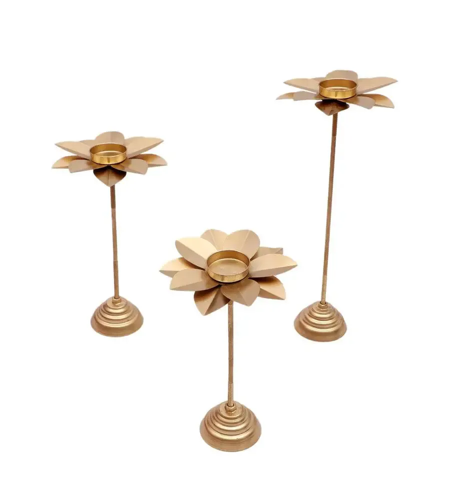 Gorgeous Five Flower Leaves Detachable Tealight Holder (Set of 3)