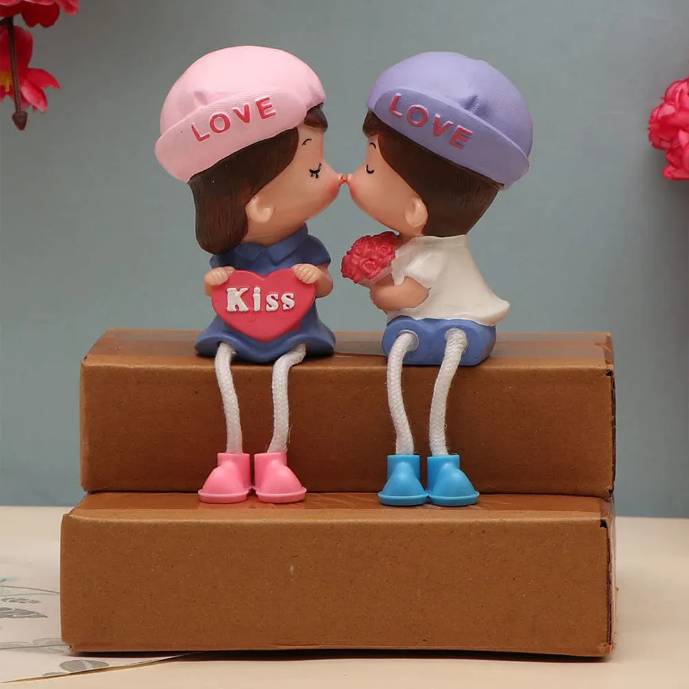 Gorgeous Multicolour Love Couple Figurine Valentine's Day Gift Set