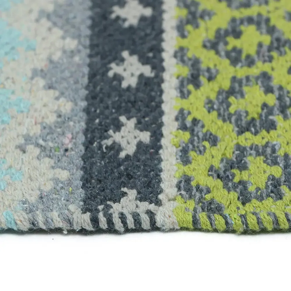 Green & Blue Intricate Aesthetic Cotton Area Rug (120 x 180) cm
