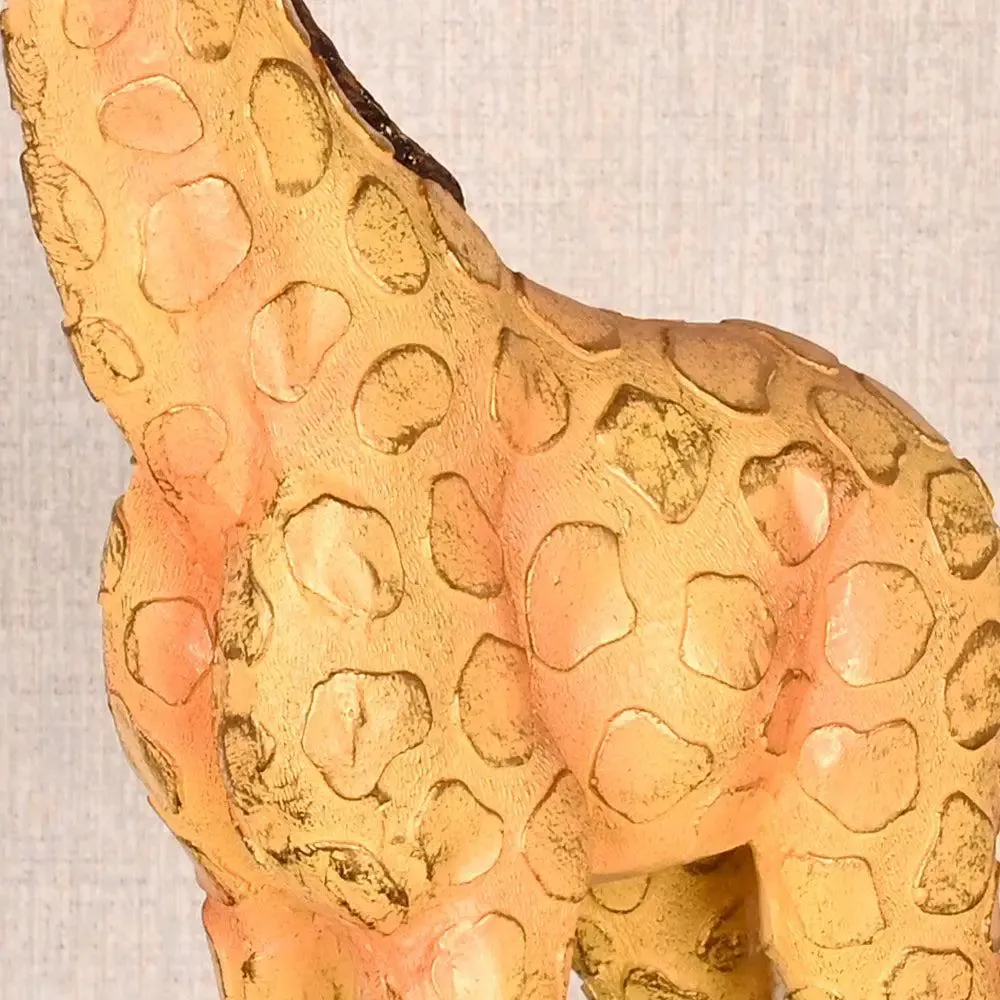 Handcrafted Premium Polyresin Golden Giraffe Sculpture (Set of 2) Single Giraffe (Large)