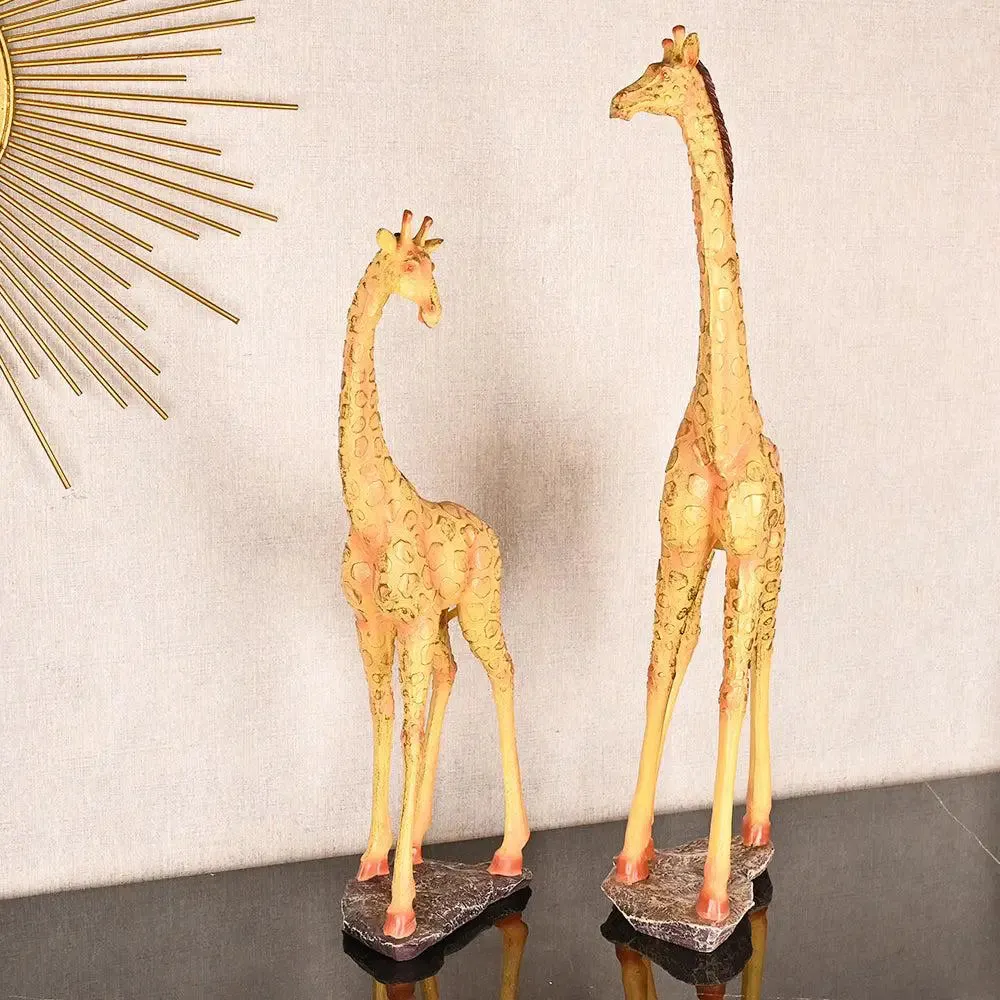 Handcrafted Premium Polyresin Golden Giraffe Sculpture (Set of 2) Single Giraffe (Large)