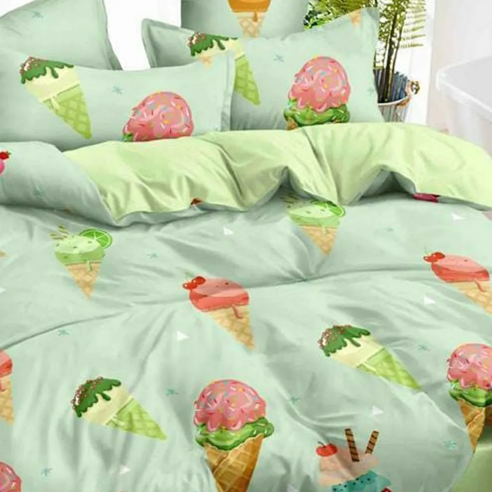 Ice Cream Flavours Printed Double Bedsheet With 2 Pillow Covers (Mint Green)