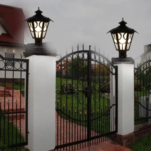 Intricate Black Designer Pole Lamp/ Outdoor Lamp (Bulb not included) Single Piece