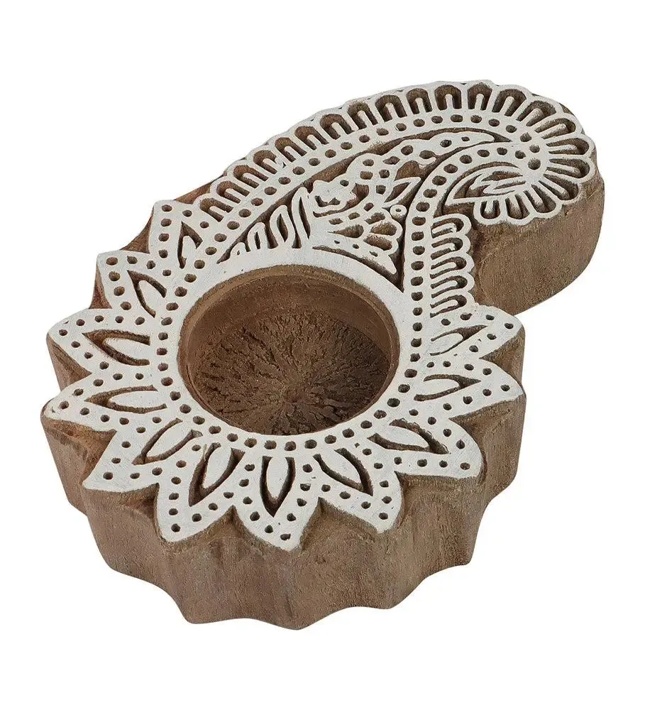 Intricately Carved Mango Wood Beige Tealight Candle Holder (Set of 4)