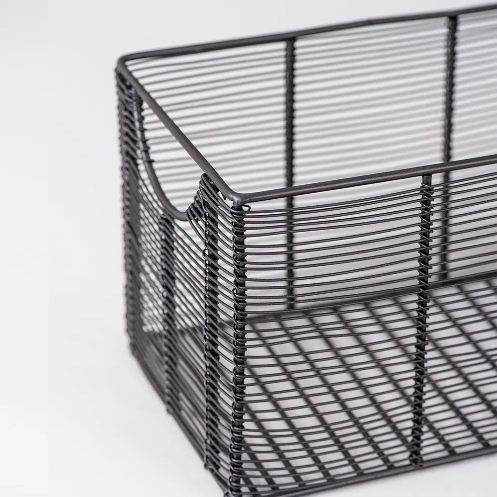 Irregular Shaped Black Wired Metal Vegetable/ Fruit Basket