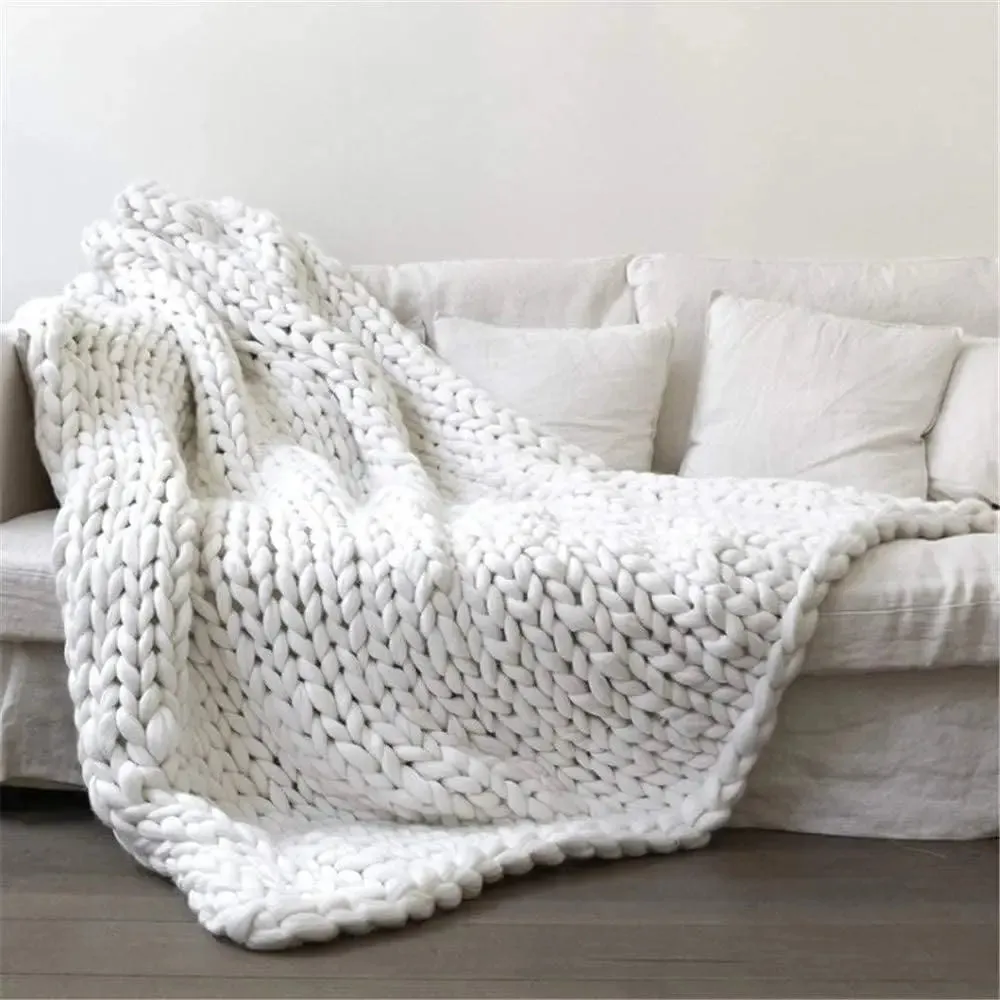Ivory Chunky Knitted Acrylic & Woolen Throw