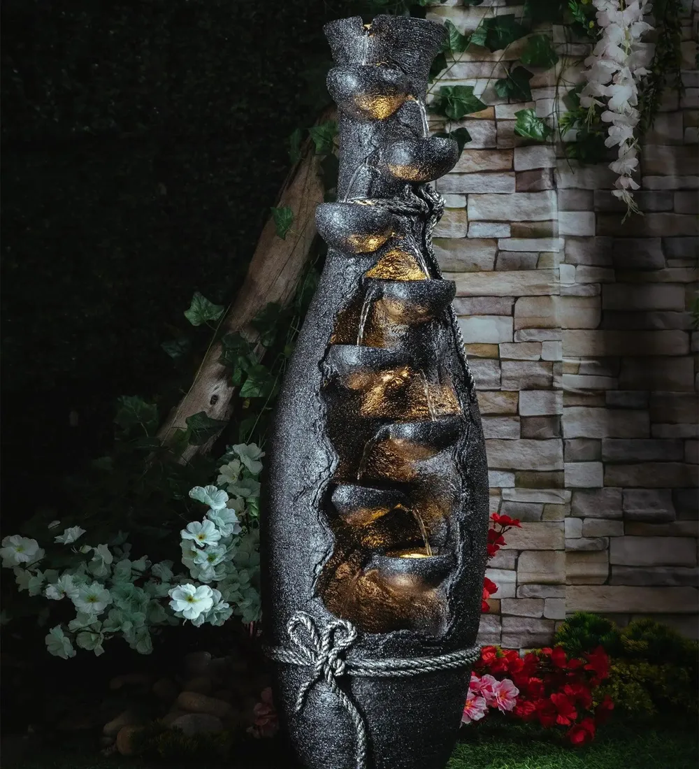 Lamp-Shaped Aesthetic Black Indoor Water Fountain