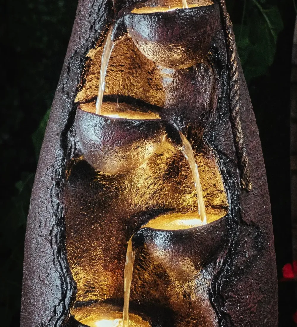 Lamp-Shaped Aesthetic Brown Indoor Water Fountain