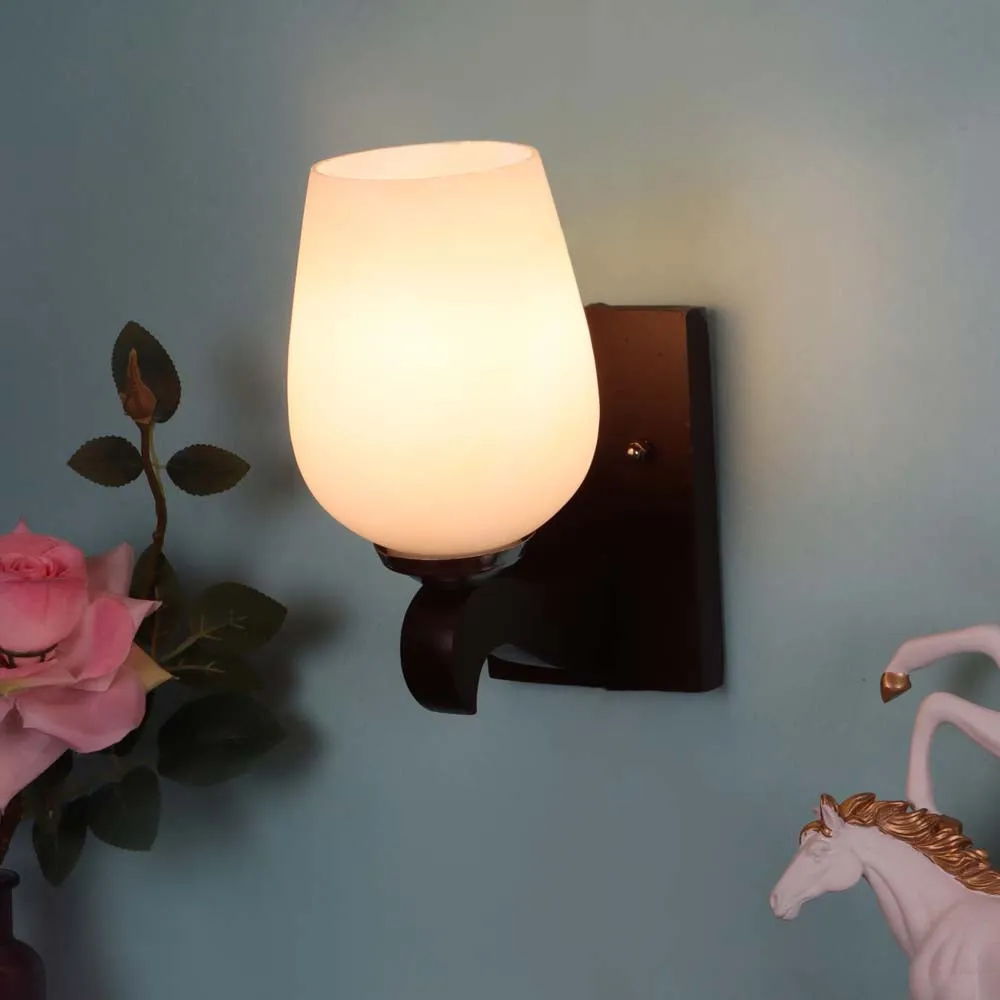 Lantern Motif Wooden Wall Fixture Single Piece