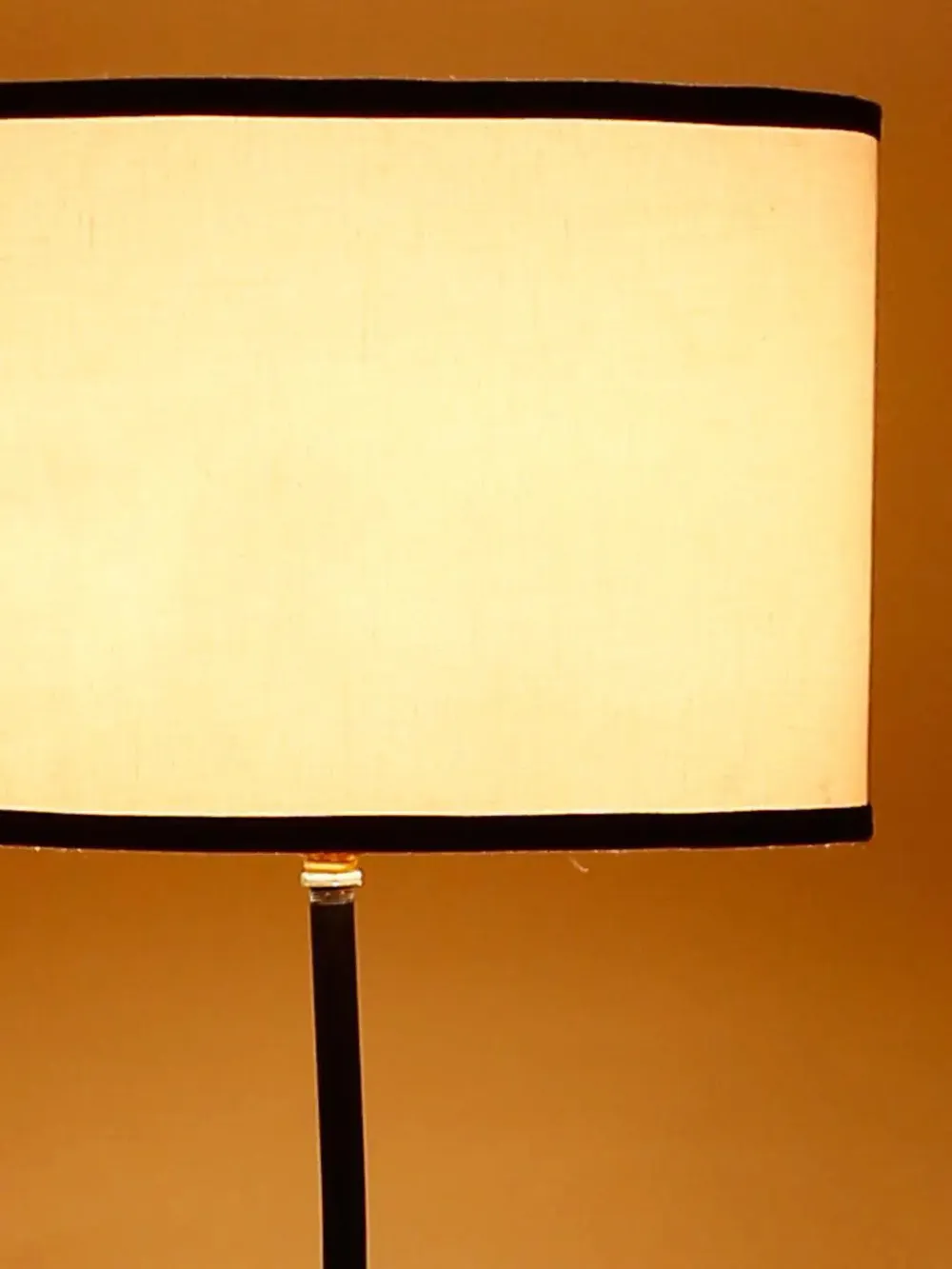 Leaf Floor Lamp with Wood Round Base & Drum Cotton Shade Off-White