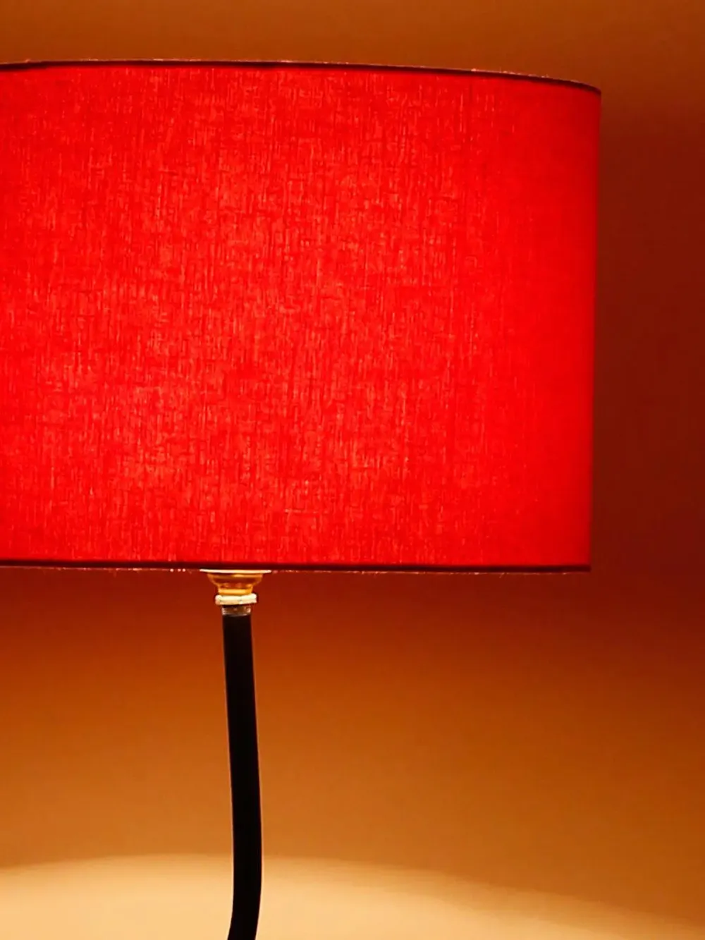 Leaf Floor Lamp with Wood Round Base & Drum Cotton Shade Off-White