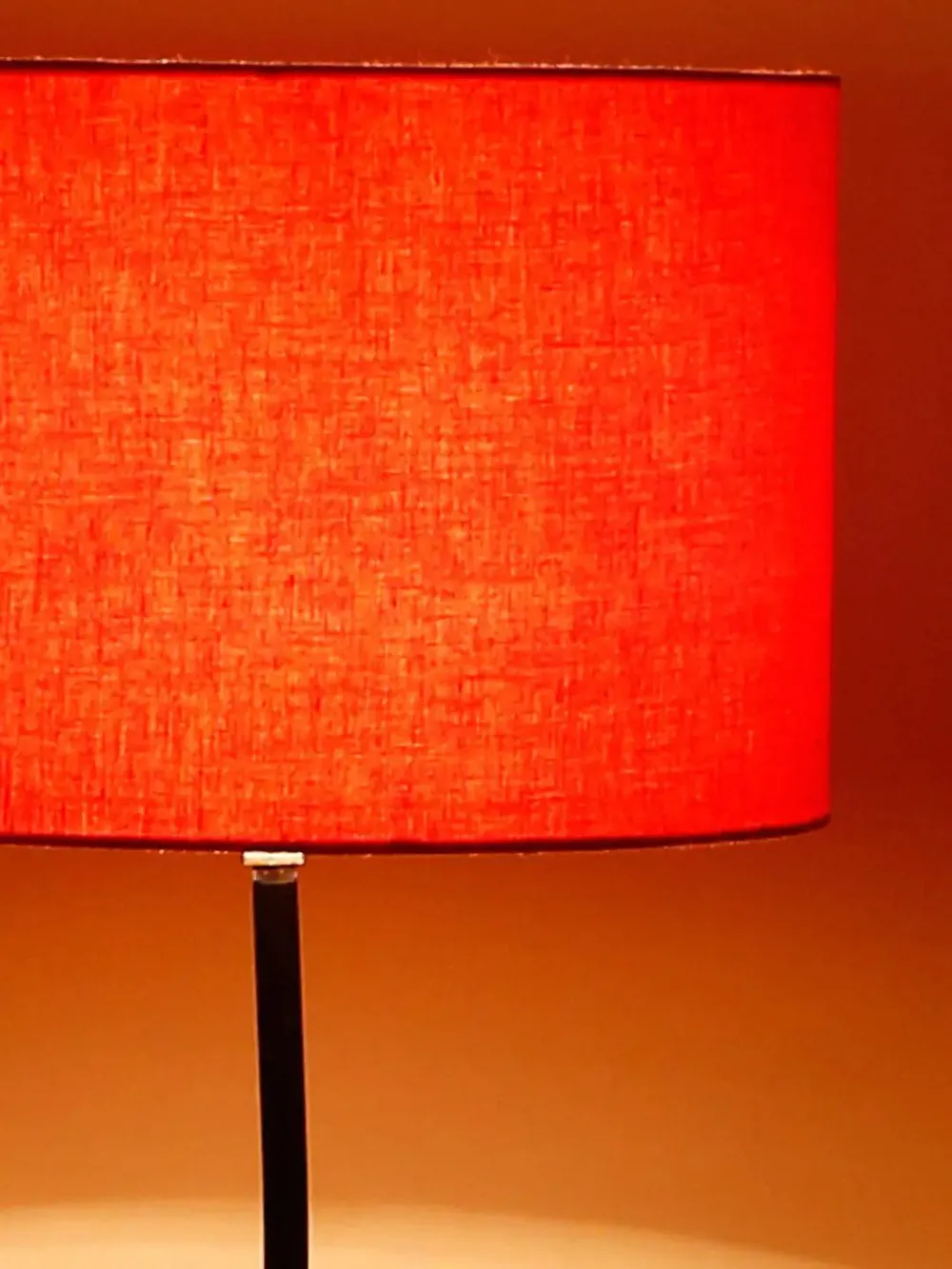 Leaf Floor Lamp with Wood Round Base & Drum Cotton Shade Off-White