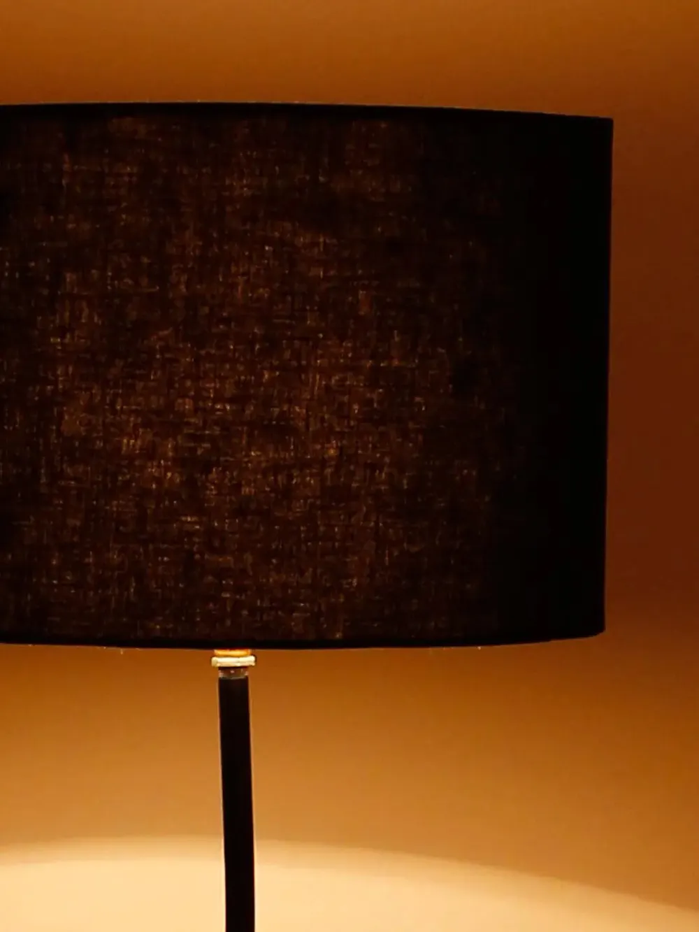 Leaf Floor Lamp with Wood Round Base & Drum Cotton Shade Off-White