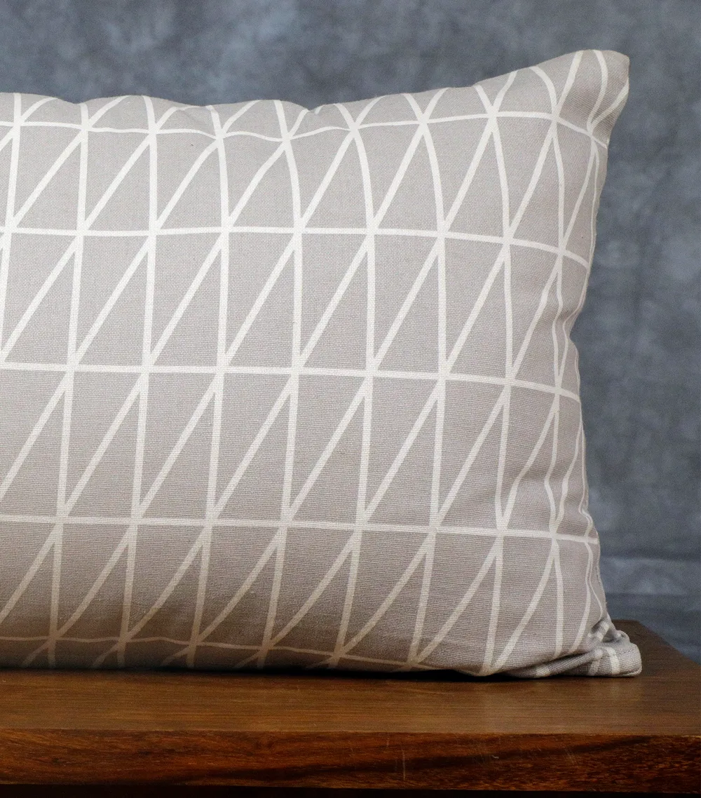 Light Gray Parallel Line Stripe Print Cushion cover