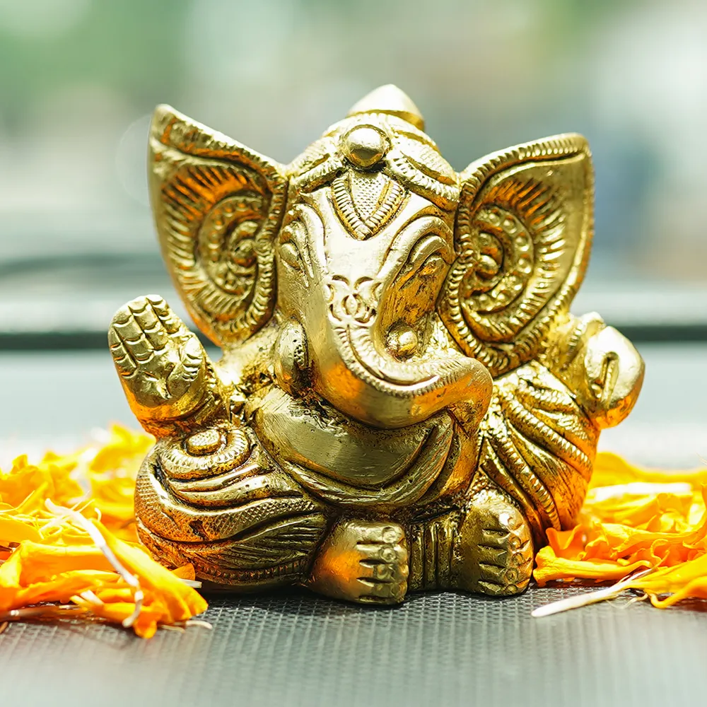 Lord Ganpati Brass Finish Handmade Idol Set Of 1