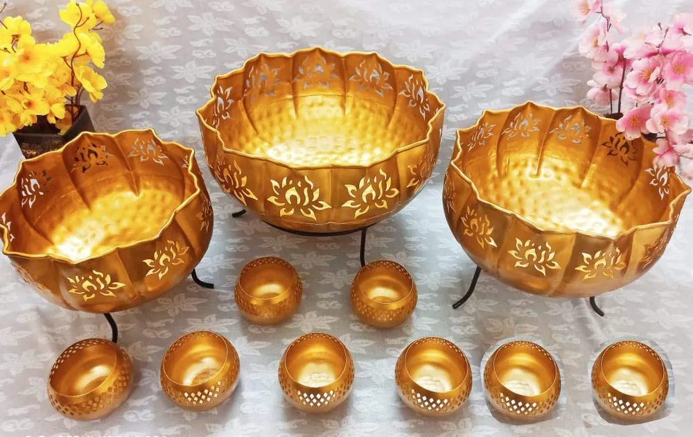 Lotus Designed Laser Cut Golden Urli Bowl Set Of 11