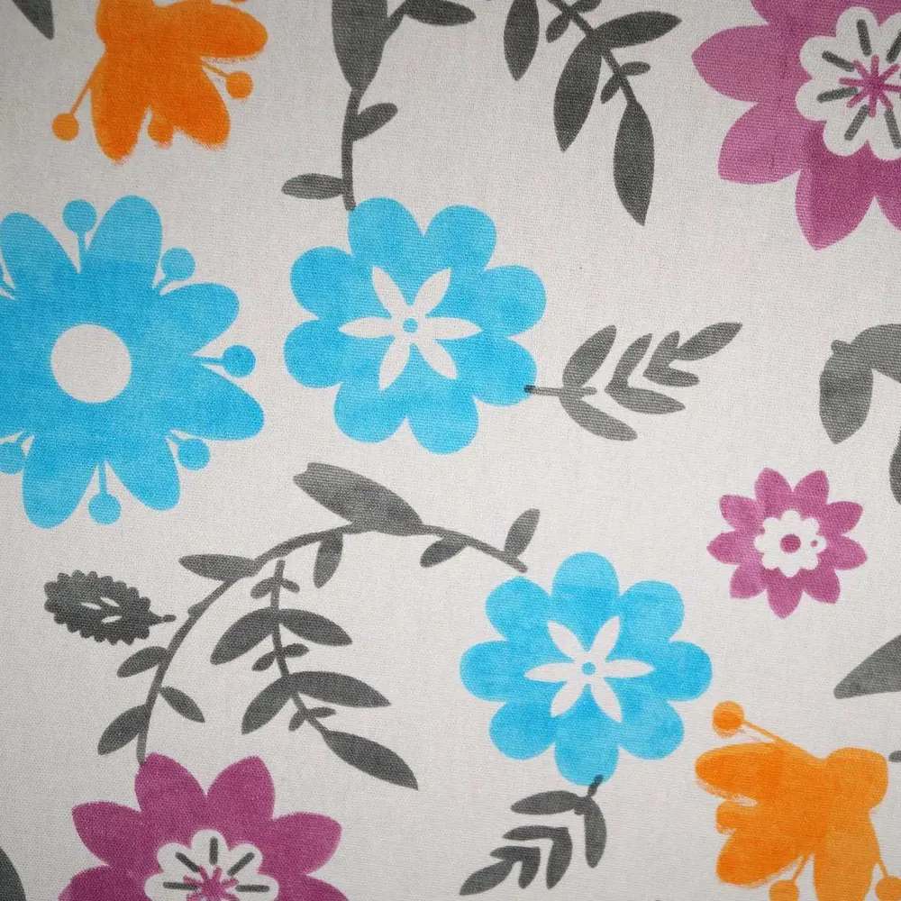 Lushomes 6 Seater Flower Printed Dining Round Table Cover (Pack of 1)