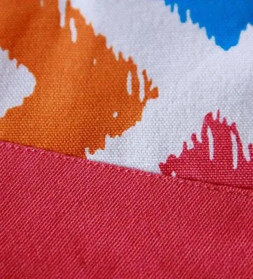 Lushomes 6 Seater Square Printed Dining Round Table Cover (Pack of 1)