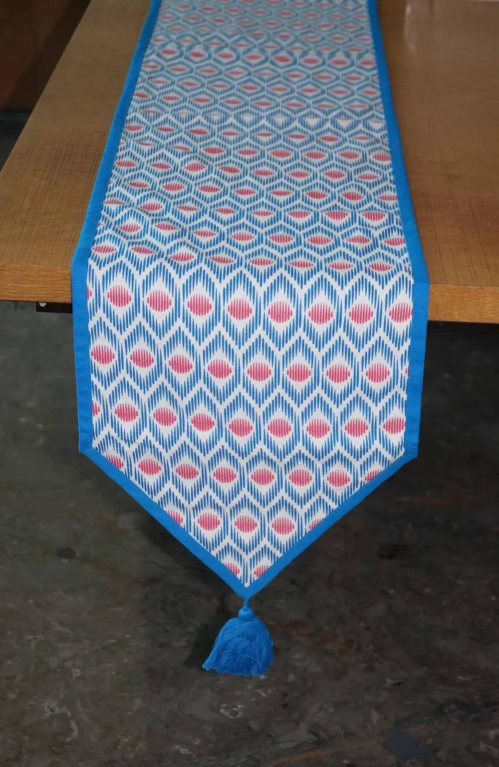 Lushomes Diamond Printed 6 Seater Small Cotton Table Linen Set (Pack of 8)