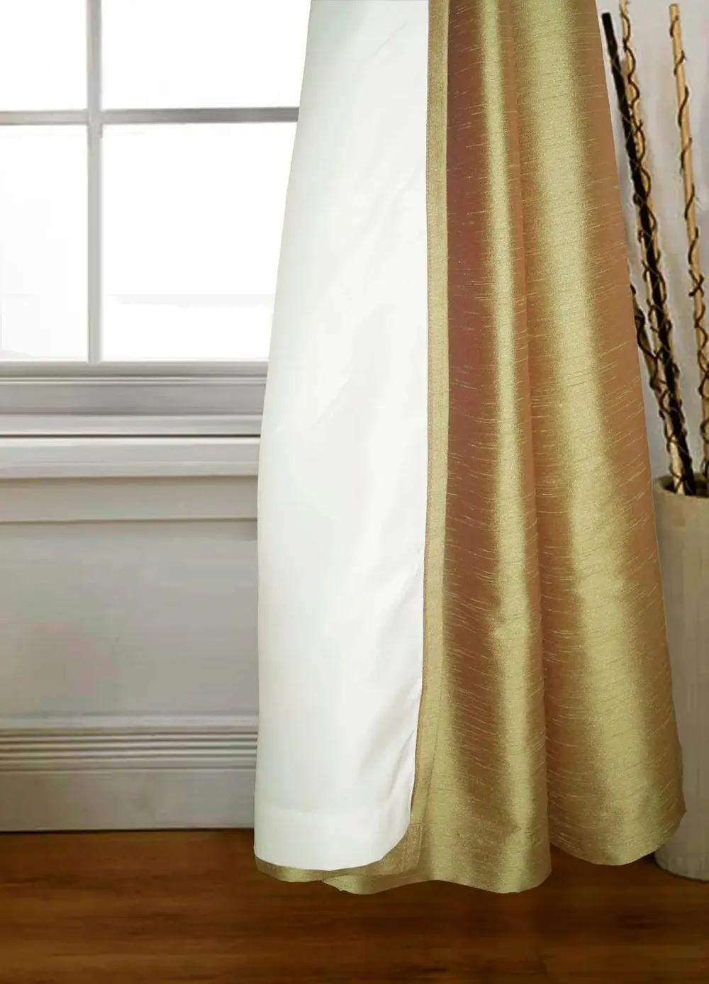 Lushomes Green Window Curtain with Polyester Lining