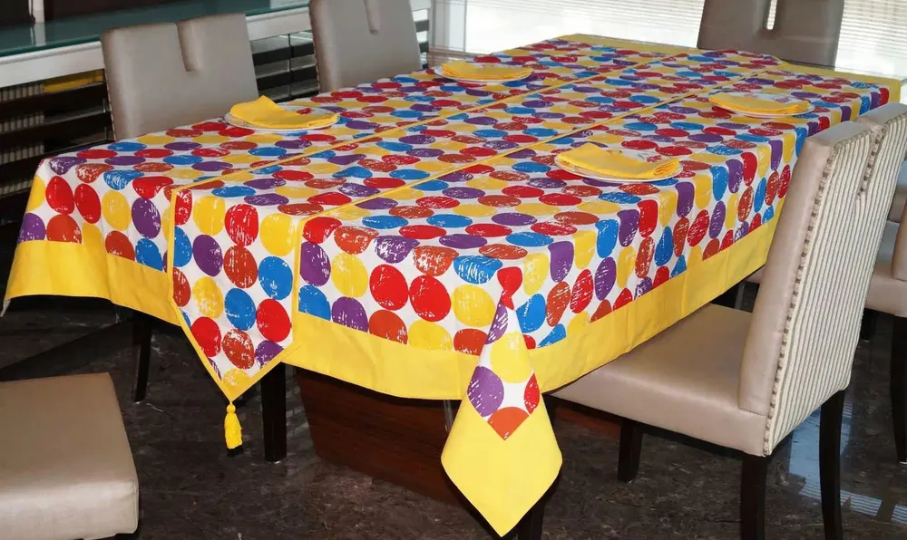 Lushomes High-Quality Digital Printed 6 Seater Small Cotton Table Linen Set (Pack of 8)