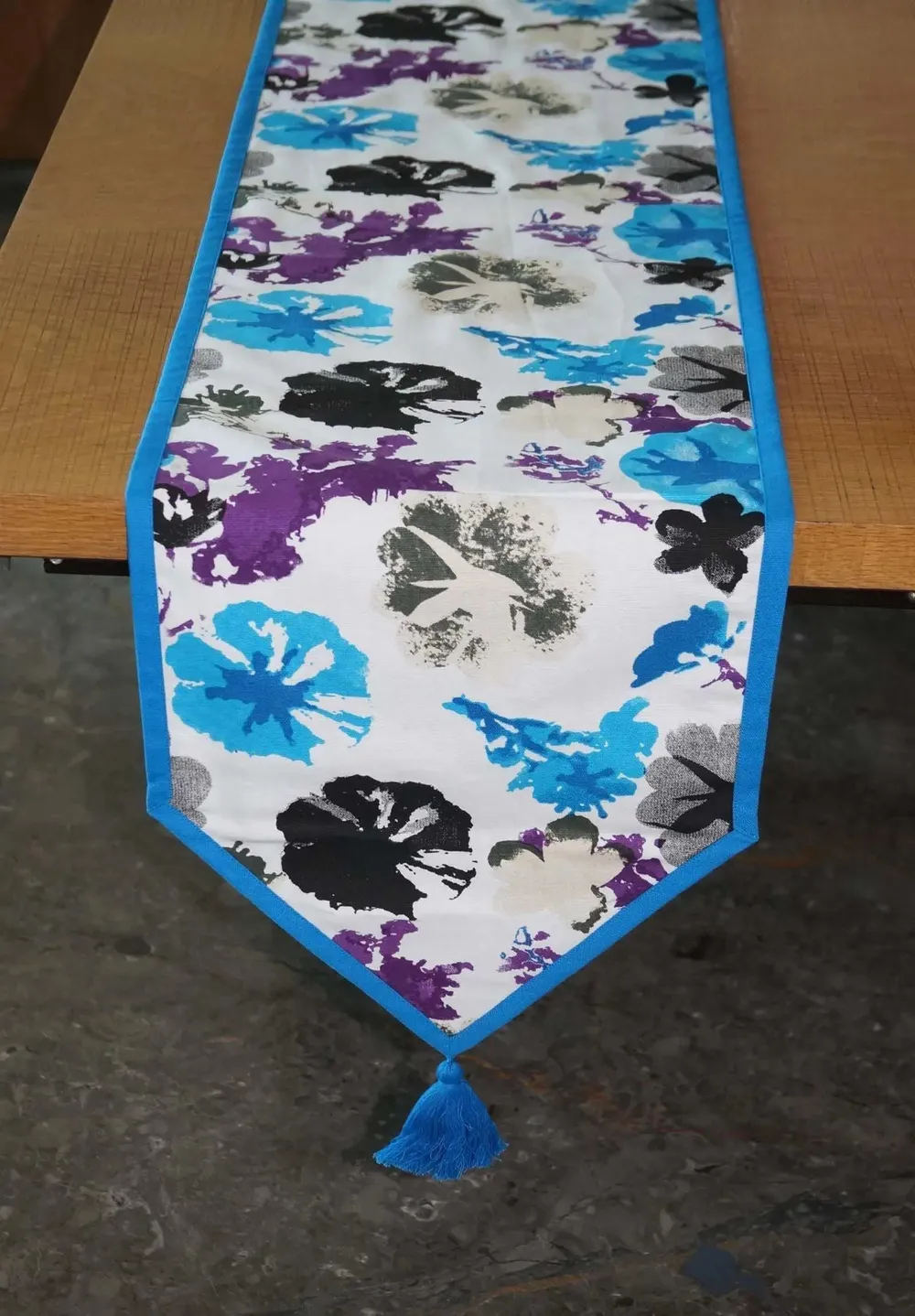 Lushomes Multicolour Digital Printed 6 Seater Small Table Linen Set (Pack of 8)