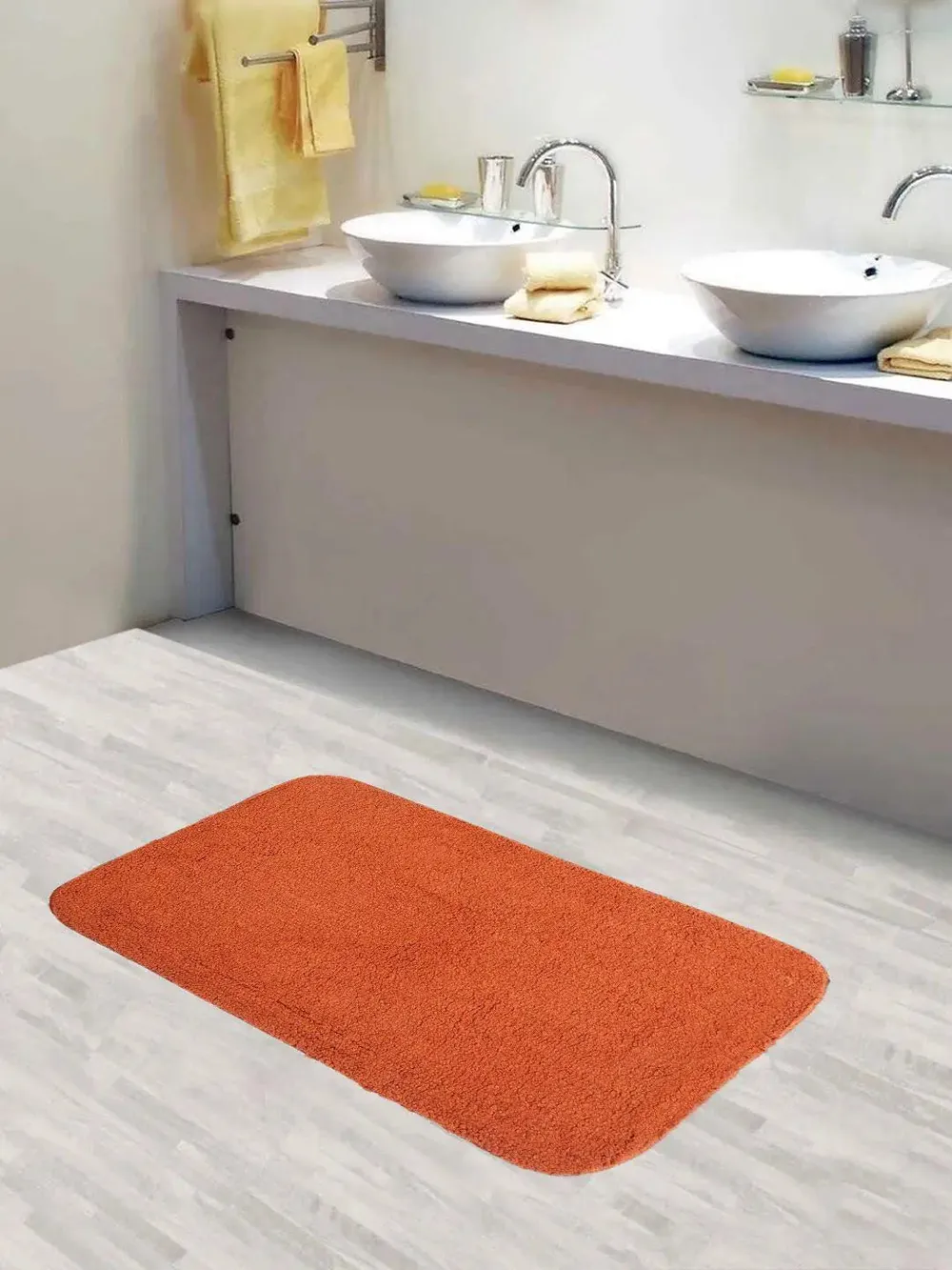 Lushomes Non-Slip Brown Bath Mat with High-Pile Microfiber