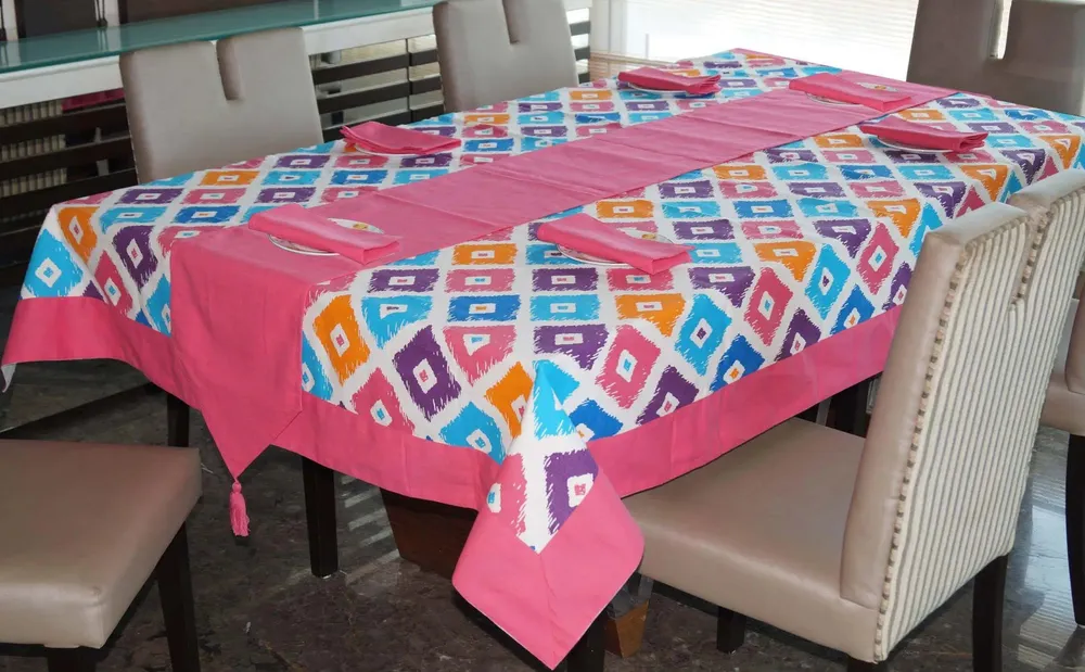 Lushomes Square Digital Printed 6 Seater Small Cotton Table Linen Set (Pack of 8)