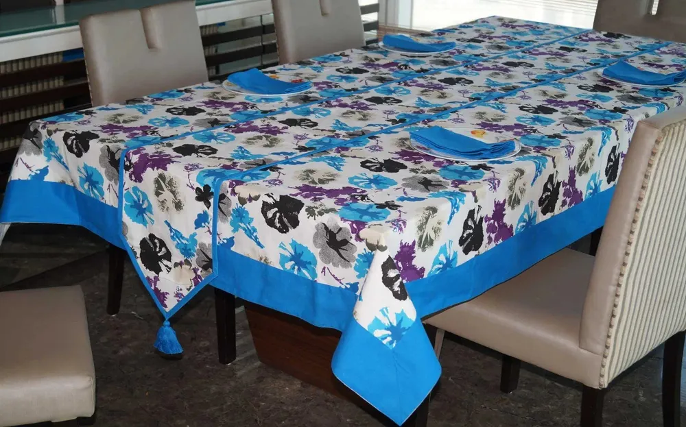 Lushomes Watercolor Printed 8 Seater Table Linen Set (Pack of 10)