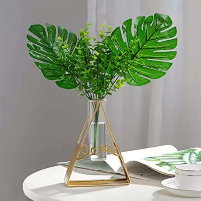 Lustrous Triangular Shaped Glass Vase