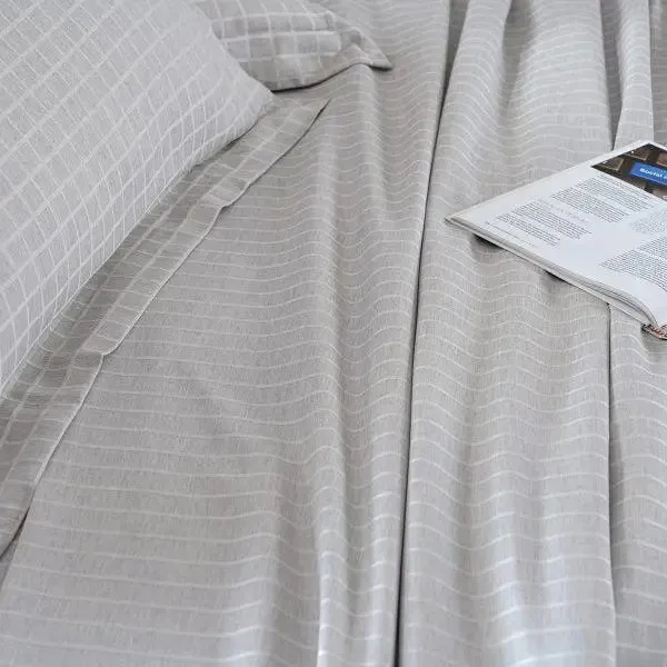Maspar Bliss Reversible Egyptian Cotton Ultra-Soft Grey King Size Bedsheet with 2 Pillow Covers (300 TC)