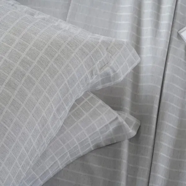 Maspar Bliss Reversible Egyptian Cotton Ultra-Soft Grey King Size Bedsheet with 2 Pillow Covers (300 TC)