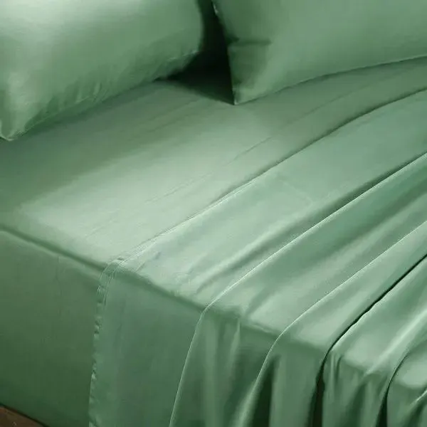 Maspar Viola Plain 100% Cotton Sateen Basil Green Bedsheet with 2 Pillow Covers (300 TC)
