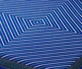 Maze-Like Printed 144 TC Cotton Double Bedsheet with Pillow Covers