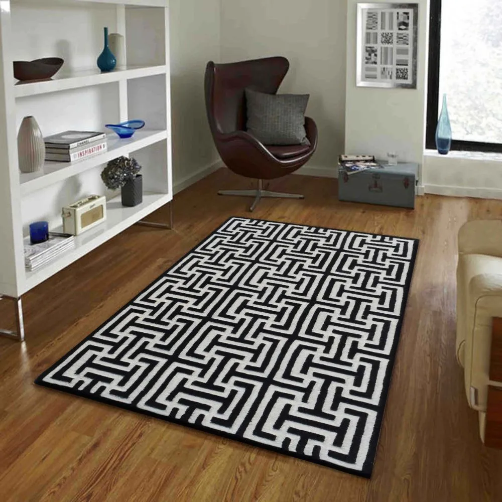 Maze Patterned Black & White Tufted Area Carpet 3X5ft