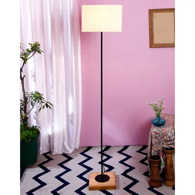 Minimalist Stick Floor Lamp With Wooden Base & Sqaure Shade