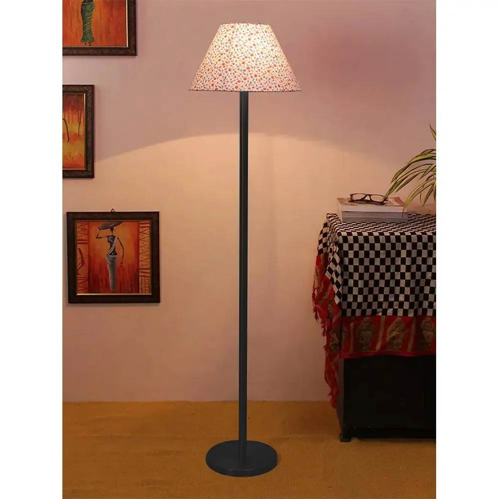 Minimalistic Floor Lamp