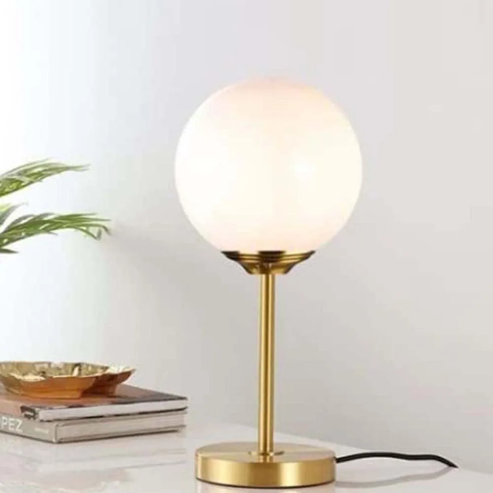 Modern classic Golden Stand Globe Table lamps