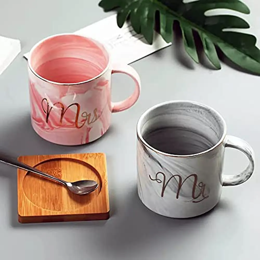 "Mr &amp; Mrs" Couple Coffee Mug Set of 2