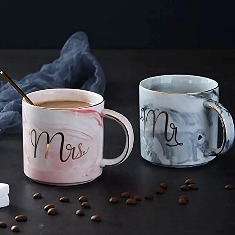 "Mr &amp; Mrs" Couple Coffee Mug Set of 2
