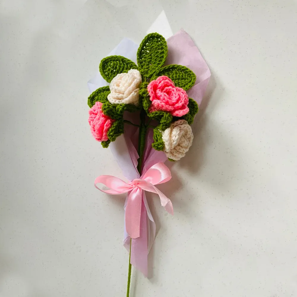 WallMantra Pink & Cream Crochet Blooms 